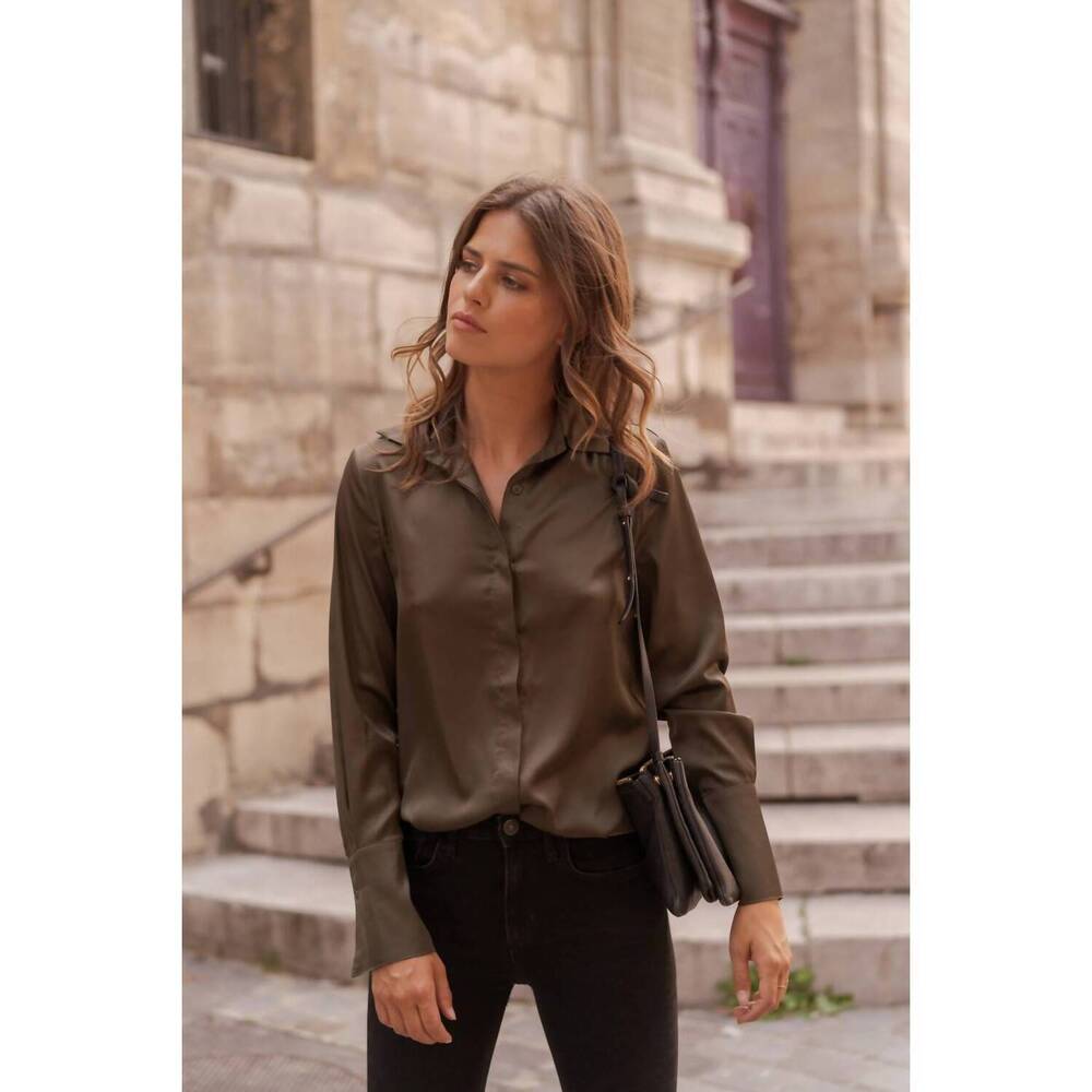 NEW CHOKLATE PARIS léa satin shirt in khaki